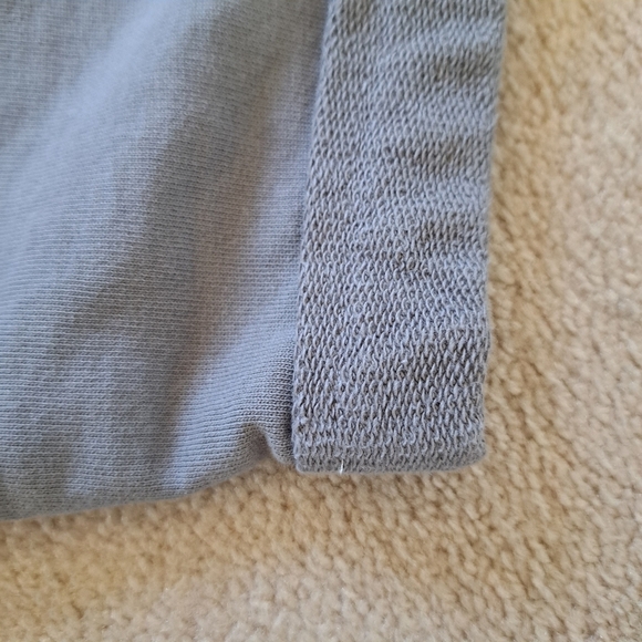 Zara Cropped Sweatshirt Size Medium Grey Crewneck Short Sleeved Casual - Picture 7 of 10